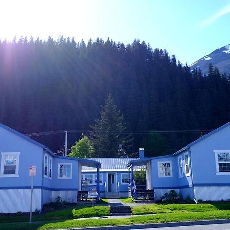 The Tides Inn Seward Exterior photo